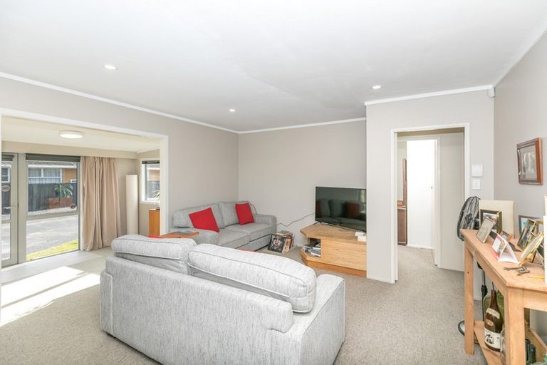 Photo of property in 143b Totara Drive, Pukete, Hamilton, 3200