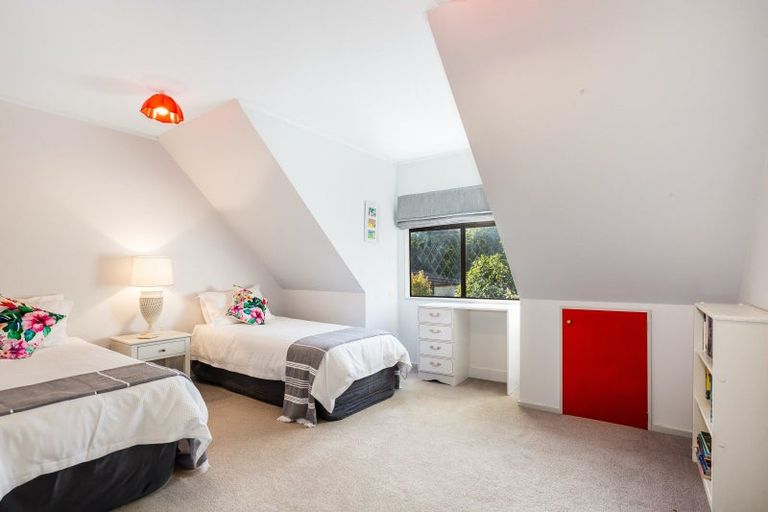 Photo of property in 23 Rawene Street, Waikanae, 5036