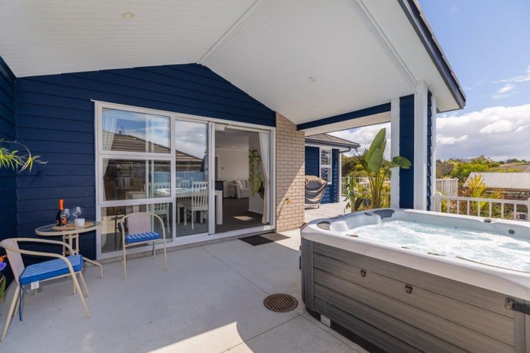 Photo of property in 27 Te Otinga Place, Pyes Pa, Tauranga, 3112
