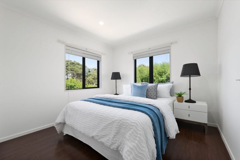 Photo of property in 24 Foundation Place, Glen Eden, Auckland, 0602