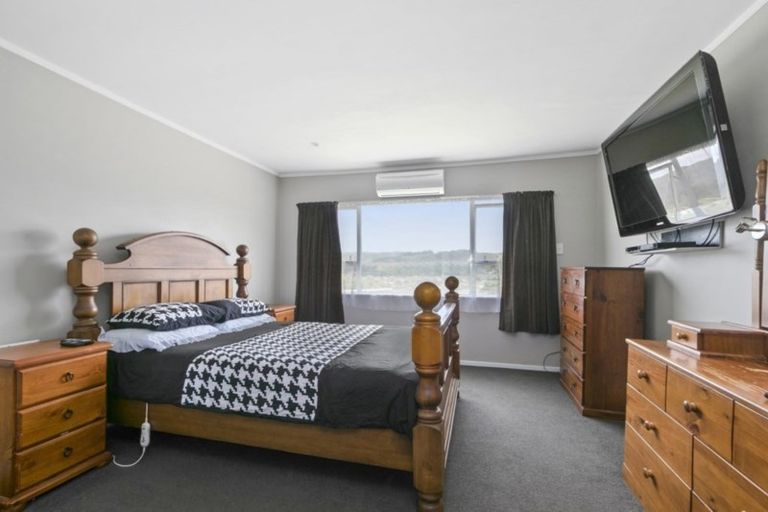 Photo of property in 48 Castlerea Street, Wainuiomata, Lower Hutt, 5014