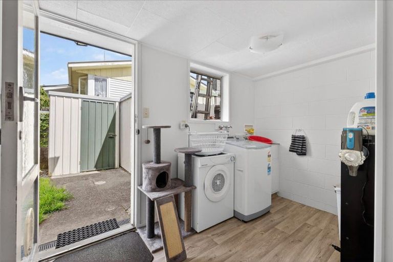 Photo of property in 11b Crombie Street, Bellevue, Tauranga, 3110