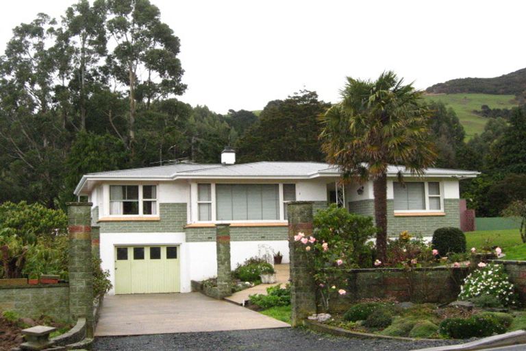 Photo of property in 103 Hall Road, Sawyers Bay, Port Chalmers, 9023