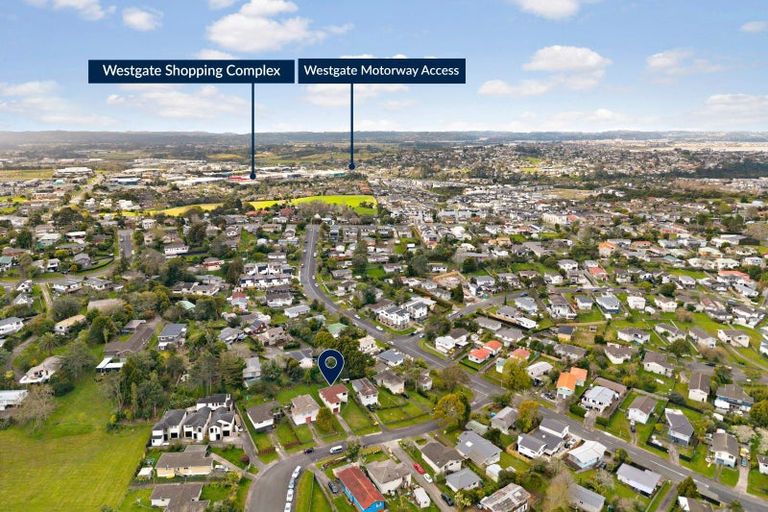 Photo of property in 7 Yule Place, Massey, Auckland, 0614
