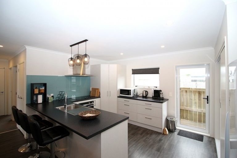 Photo of property in 124 Rangiora Crescent, Matarangi, Whitianga, 3592