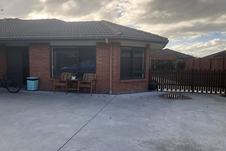 Photo of property in 22 Whitford Place, Rototuna North, Hamilton, 3210