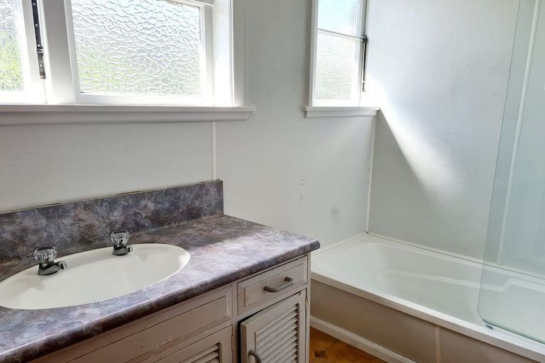 Photo of property in 66 Fairfield Avenue, Addington, Christchurch, 8024