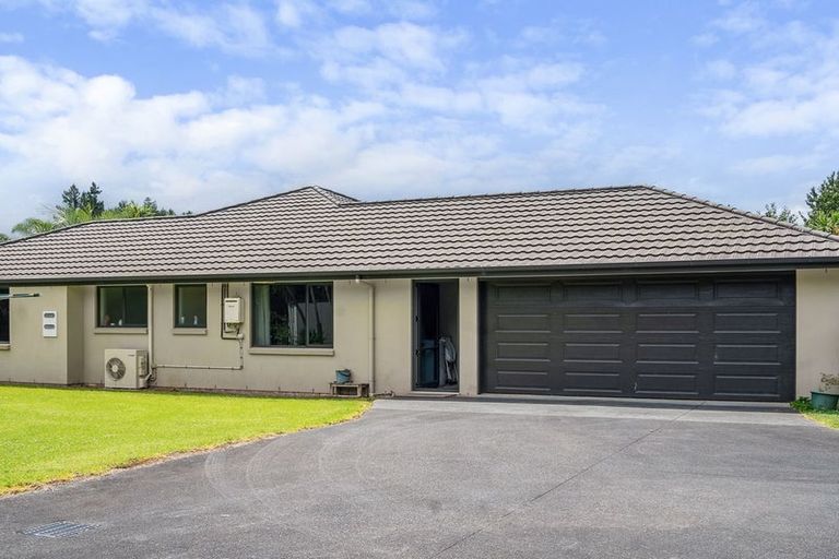Photo of property in 4 Kotare Heights, Kerikeri, 0230