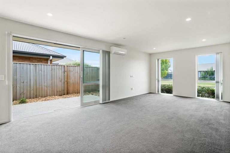 Photo of property in 37 Sutherland Drive, Kaiapoi, 7630