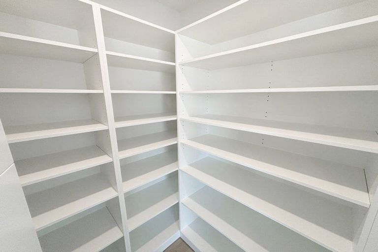 Photo of property in 10 Songpa Street, Halswell, Christchurch, 8025