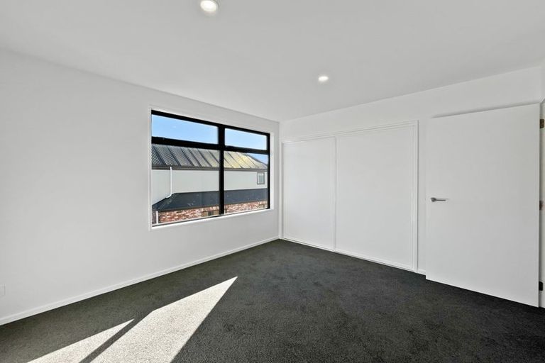 Photo of property in 2/46b Division Street, Riccarton, Christchurch, 8041