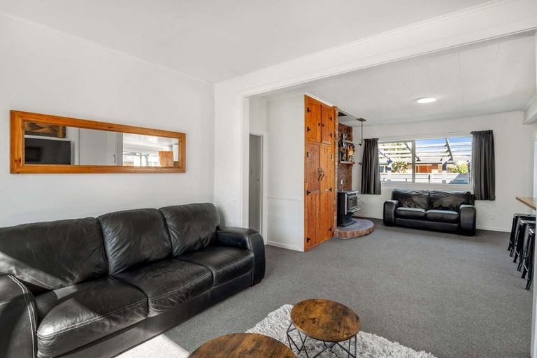 Photo of property in 42 Thomson Street, Tinwald, Ashburton, 7700