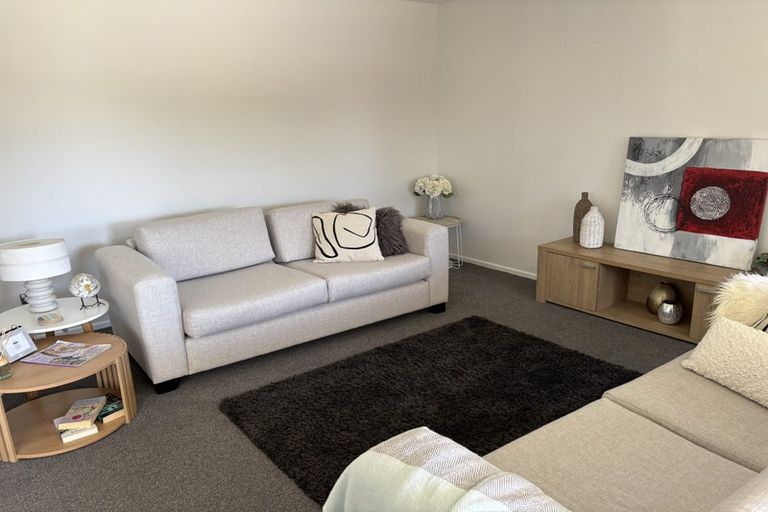 Photo of property in 7 Belgrove Place, Parklands, Christchurch, 8083