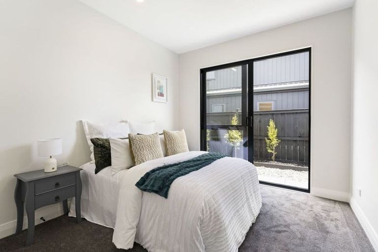 Photo of property in 51 Emerald Avenue, Rosehill, Papakura, 2113