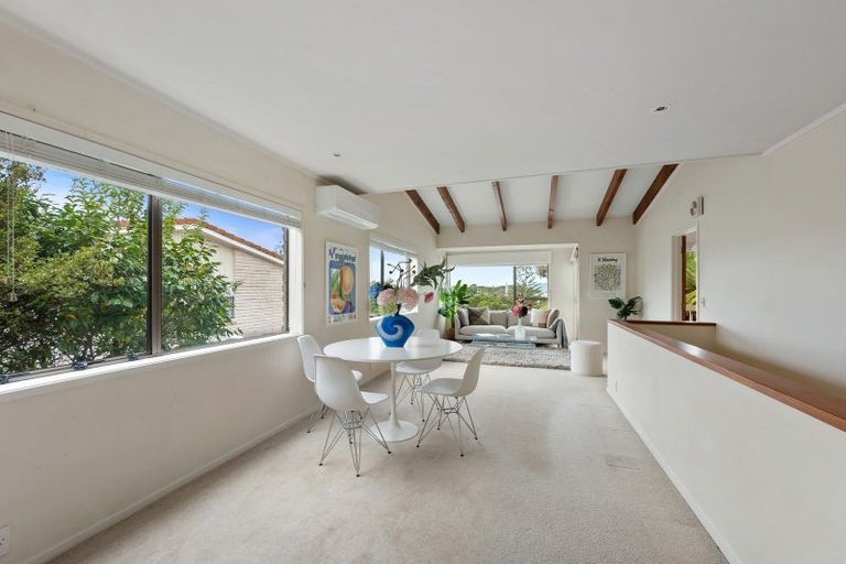 Photo of property in 3/3 Peter Terrace, Castor Bay, Auckland, 0620