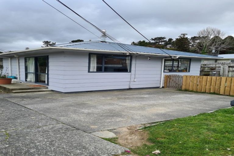 Photo of property in 1/7 Norana Road, Maoribank, Upper Hutt, 5018