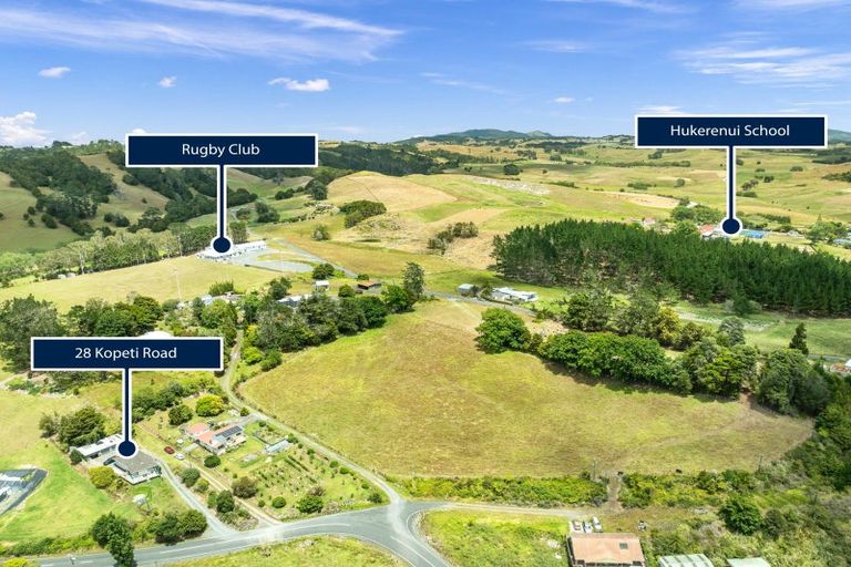 Photo of property in 32 Kopeti Road, Hukerenui, Hikurangi, 0182