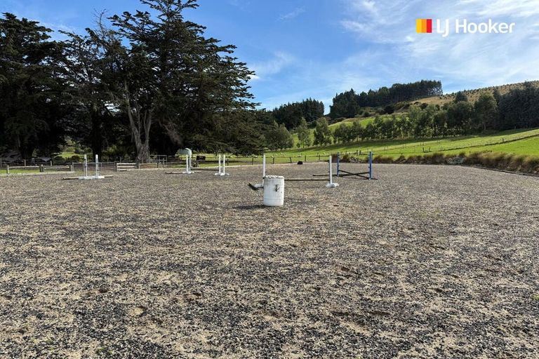 Photo of property in 16 Woodside Road, Woodside, Outram, 9073