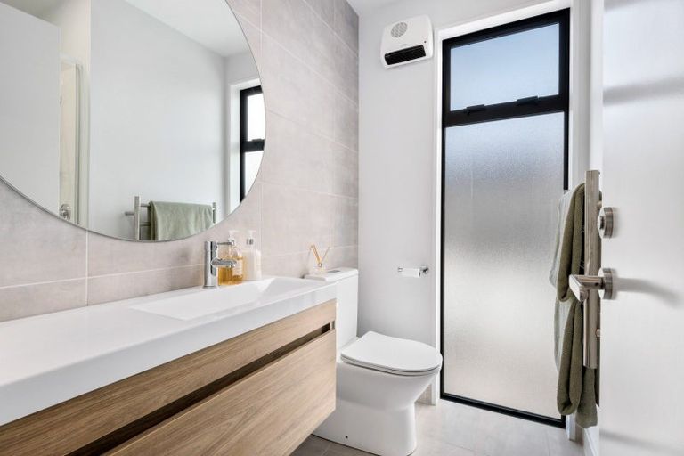 Photo of property in 1/8 New Brighton Road, Shirley, Christchurch, 8061