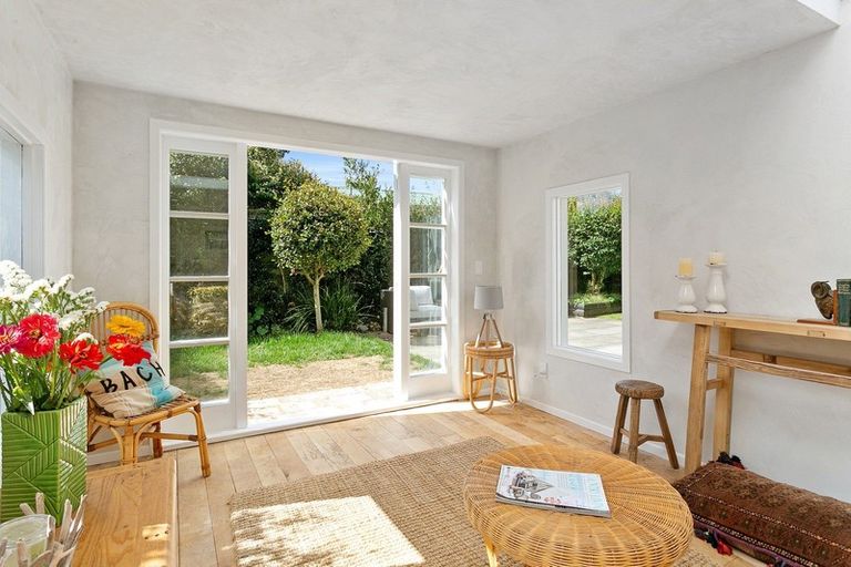 Photo of property in 50b Williams Street, Cambridge, 3434