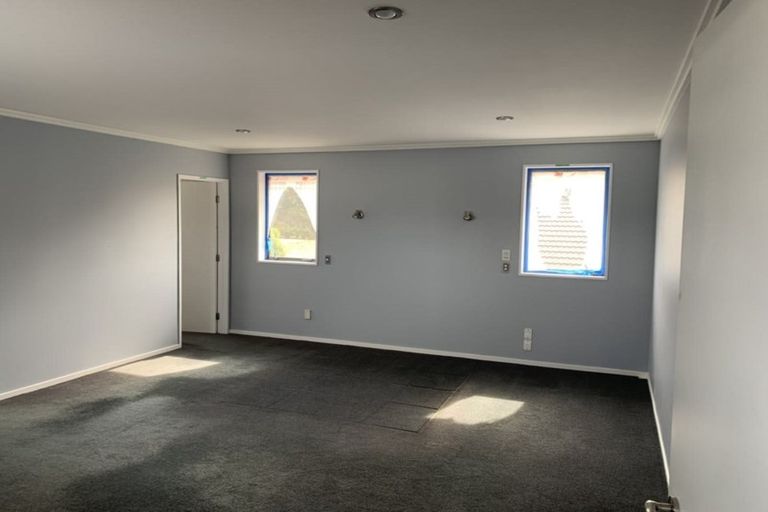 Photo of property in 3 Foresters Crescent, Parklands, Christchurch, 8083