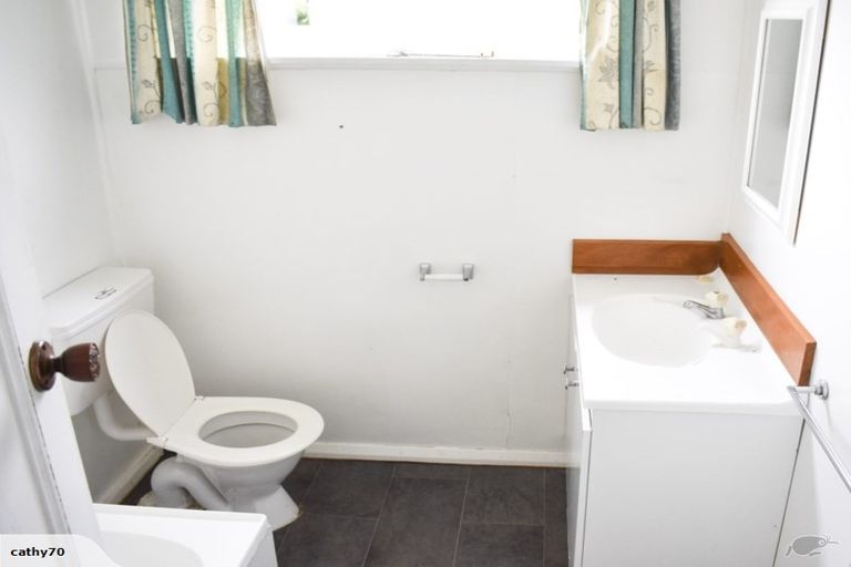 Photo of property in 12 Julia Street, Pahiatua, 4910