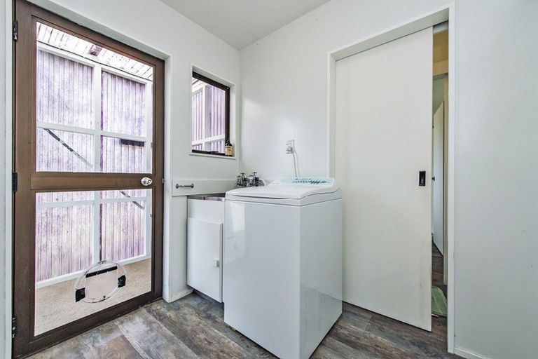 Photo of property in 8 Saint James Street, Southbridge, 7602