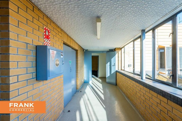 Photo of property in 138 Great South Road, Takanini, 2112