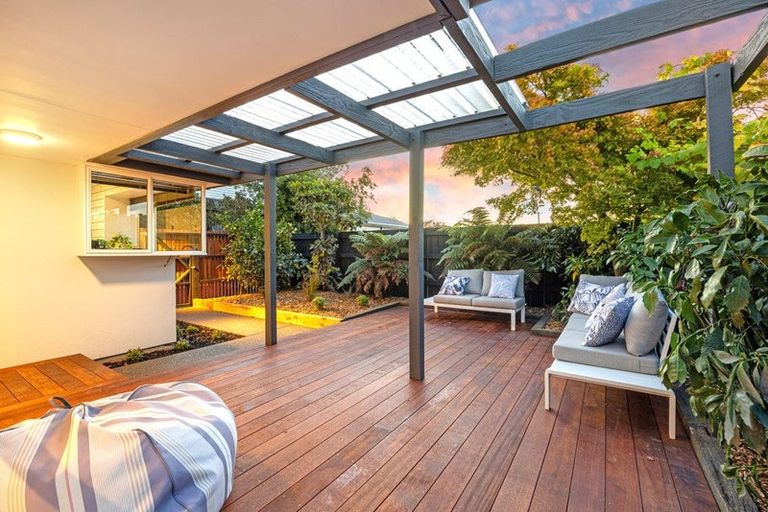 Photo of property in 2/80 Perry Street, Papanui, Christchurch, 8053