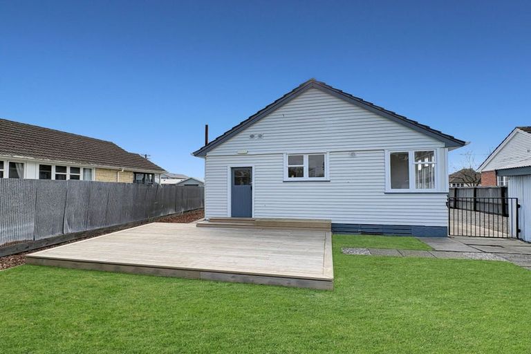 Photo of property in 97 Hoani Street, Northcote, Christchurch, 8052