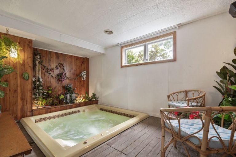 Photo of property in 5b Ongo Road, Hunterville, 4730