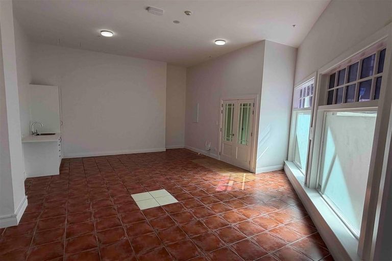 Photo of property in 118 Victoria Street, Te Aro, Wellington, 6011