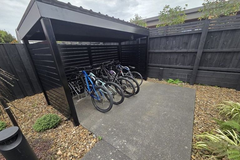 Photo of property in 5/13 Donald Place, St Albans, Christchurch, 8014