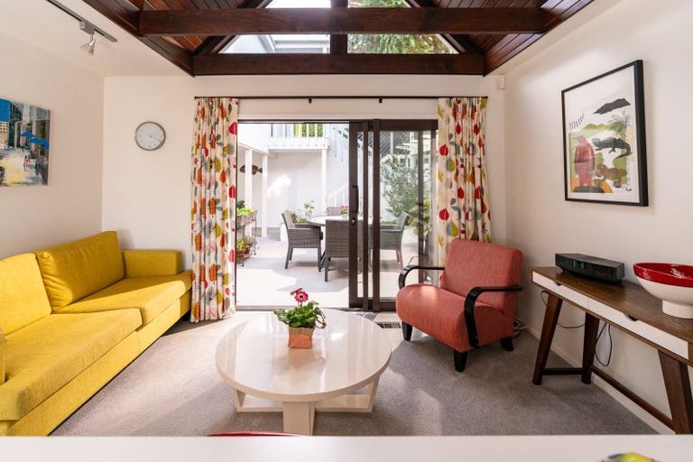 Photo of property in 1a Kabul Street, Khandallah, Wellington, 6035