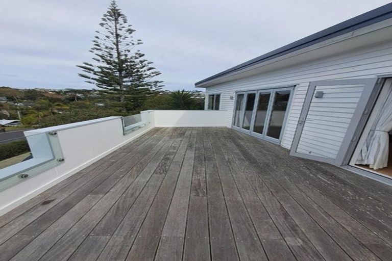 Photo of property in 2/21 Hythe Terrace, Mairangi Bay, Auckland, 0630