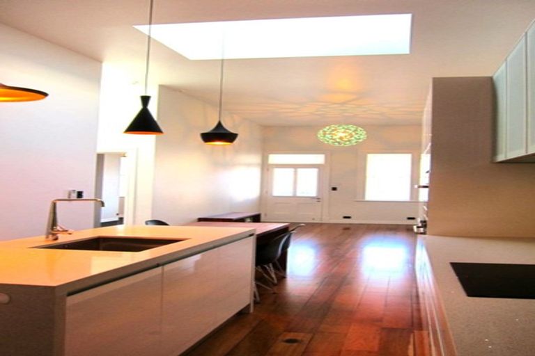 Photo of property in 24 Constable Street, Newtown, Wellington, 6021