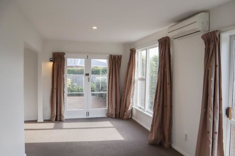 Photo of property in 66 Staveley Street, Avonhead, Christchurch, 8042