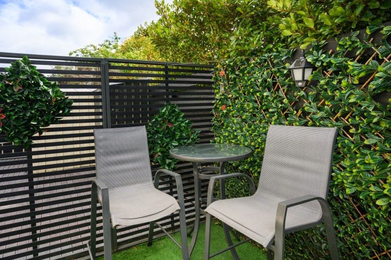 Photo of property in 1a Dunk Place, Milson, Palmerston North, 4414