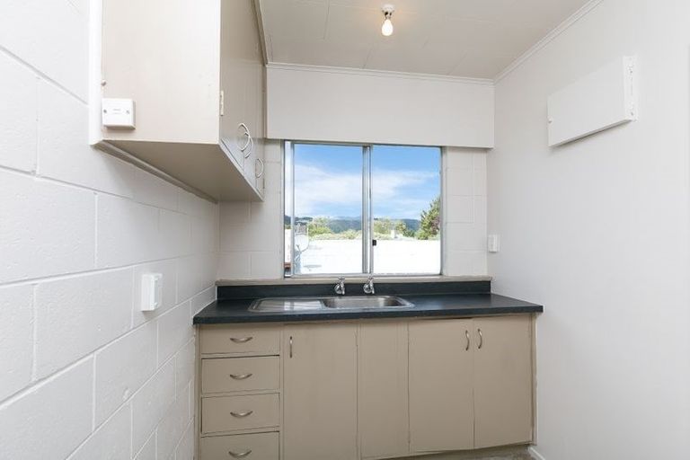Photo of property in 8/43a Merton Street, Trentham, Upper Hutt, 5018
