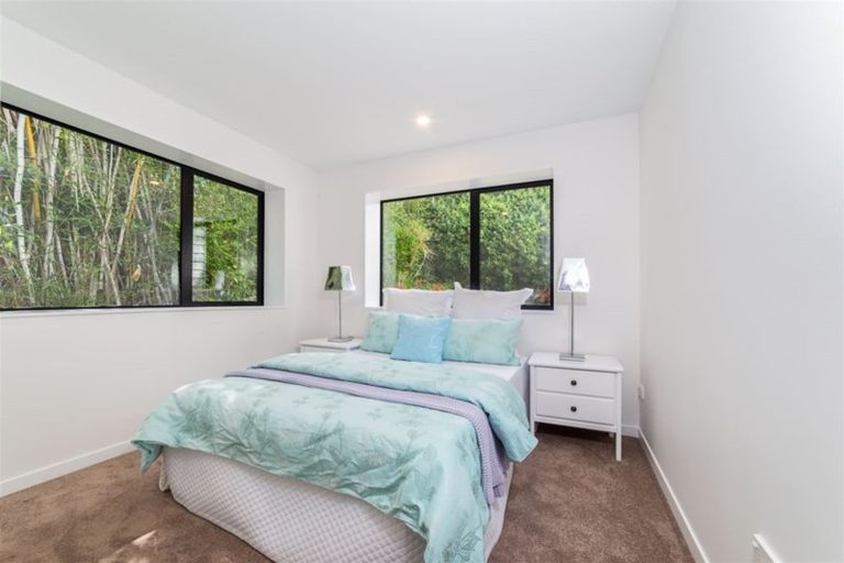 Photo of property in 35a Vina Place, Massey, Auckland, 0614