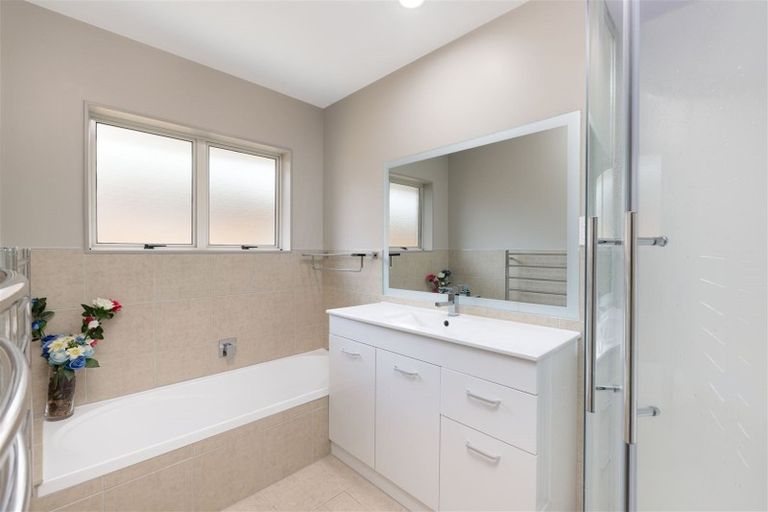 Photo of property in 108 Pacific View Road, Papamoa Beach, Papamoa, 3118