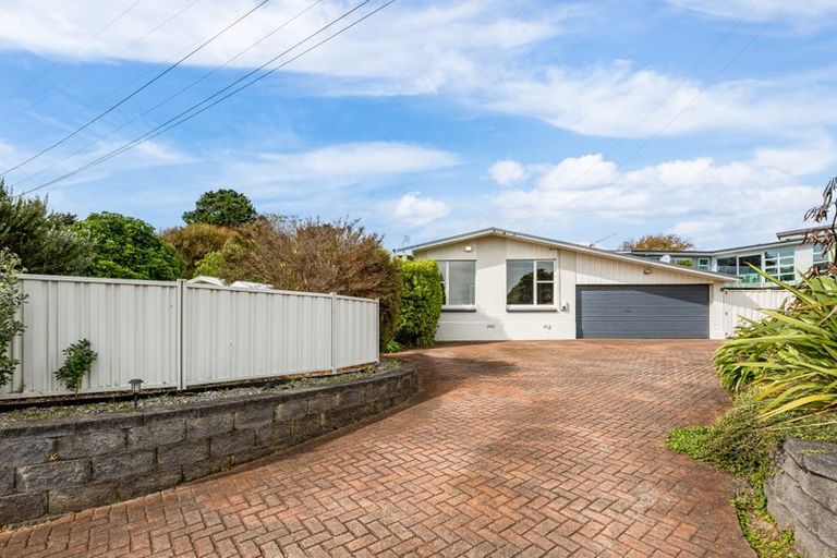 Photo of property in 7 Motukaraka Point, Pauatahanui, Porirua, 5381