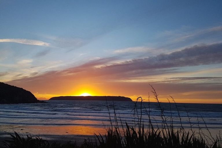 Photo of property in 7-9 Toms Road, Titahi Bay, Porirua, 5022