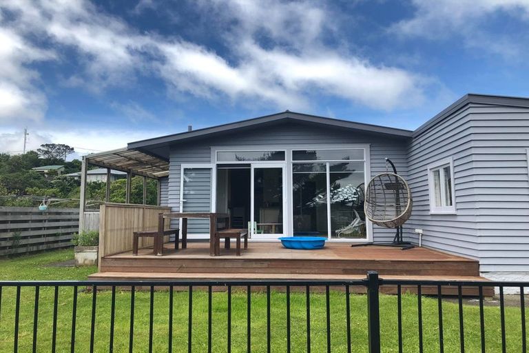 Photo of property in 9 Chapman Street, Johnsonville, Wellington, 6037