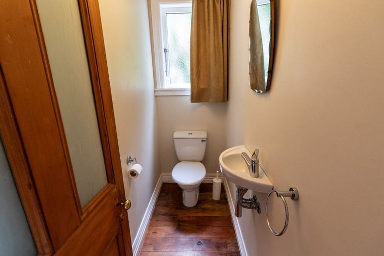 Photo of property in 29 Mortimer Terrace, Aro Valley, Wellington, 6021