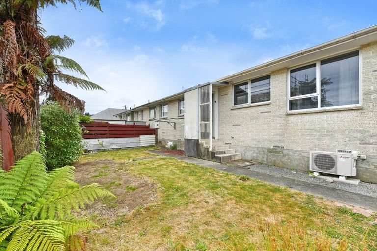 Photo of property in 1/79 Hillside Drive, Maoribank, Upper Hutt, 5018