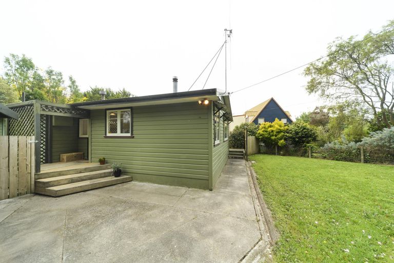 Photo of property in 25 Andrew Avenue, Roslyn, Palmerston North, 4414