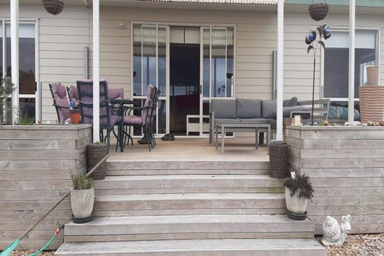 Photo of property in 220 Kerr Road, Parua Bay, Onerahi, 0192