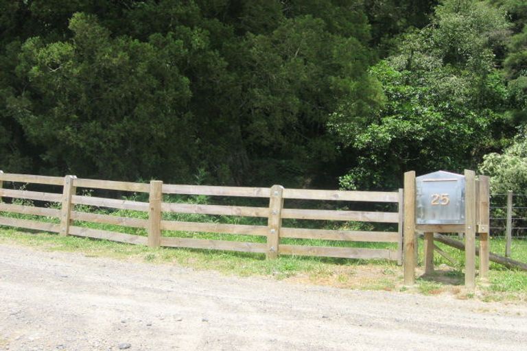 Photo of property in 25 Marsack Road, Taumarunui, 3992