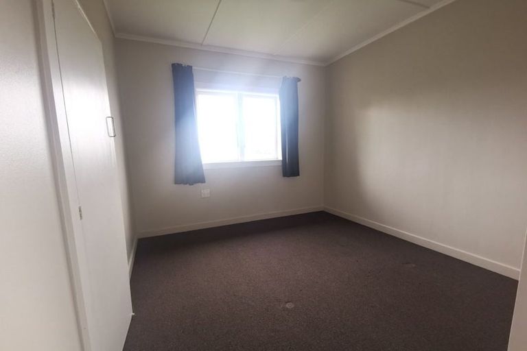 Photo of property in 28 Station Road, Pukekohe, 2120